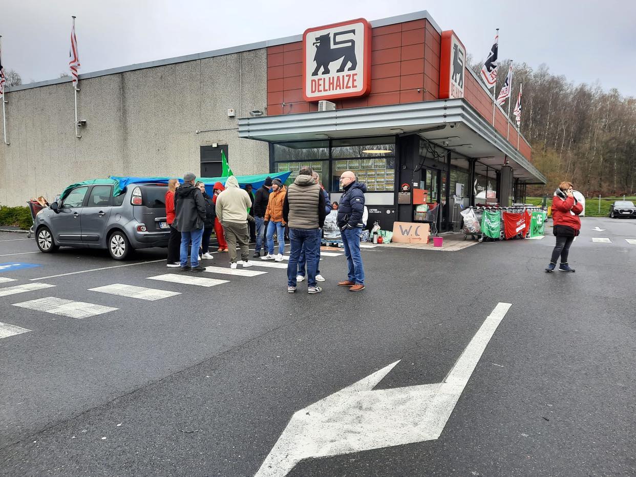 Delhaize : Epinois et Morlanwelz toujours fermés 