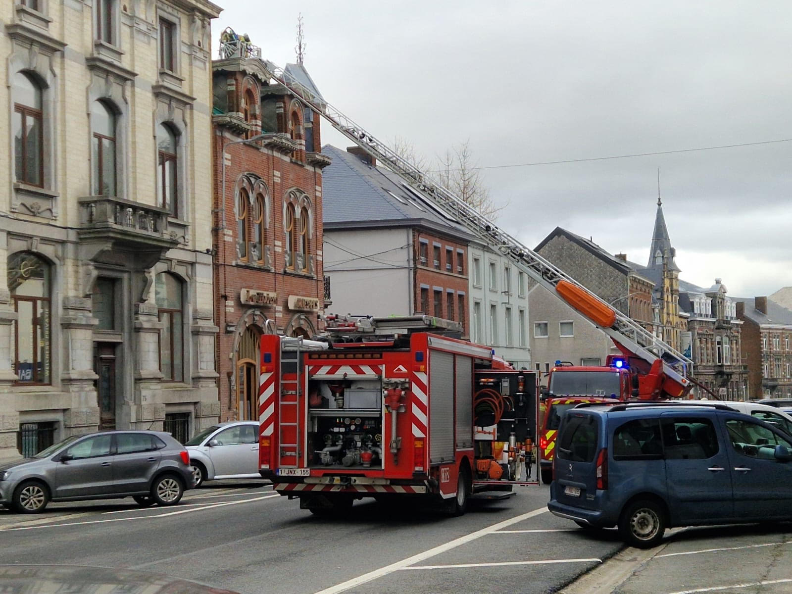 Soignies : incendie du Modern en cours