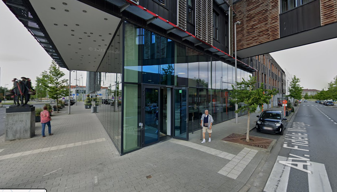 La Louvière : des bornes d'accueil multilingues pour tous