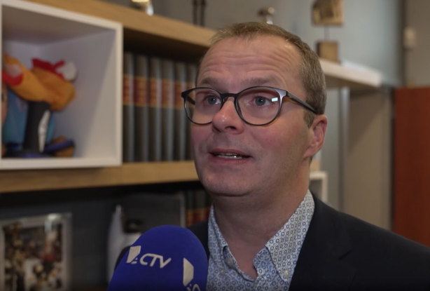 Braine-le-Comte : Maxime Daye visé par une enquête pour faits de mœurs