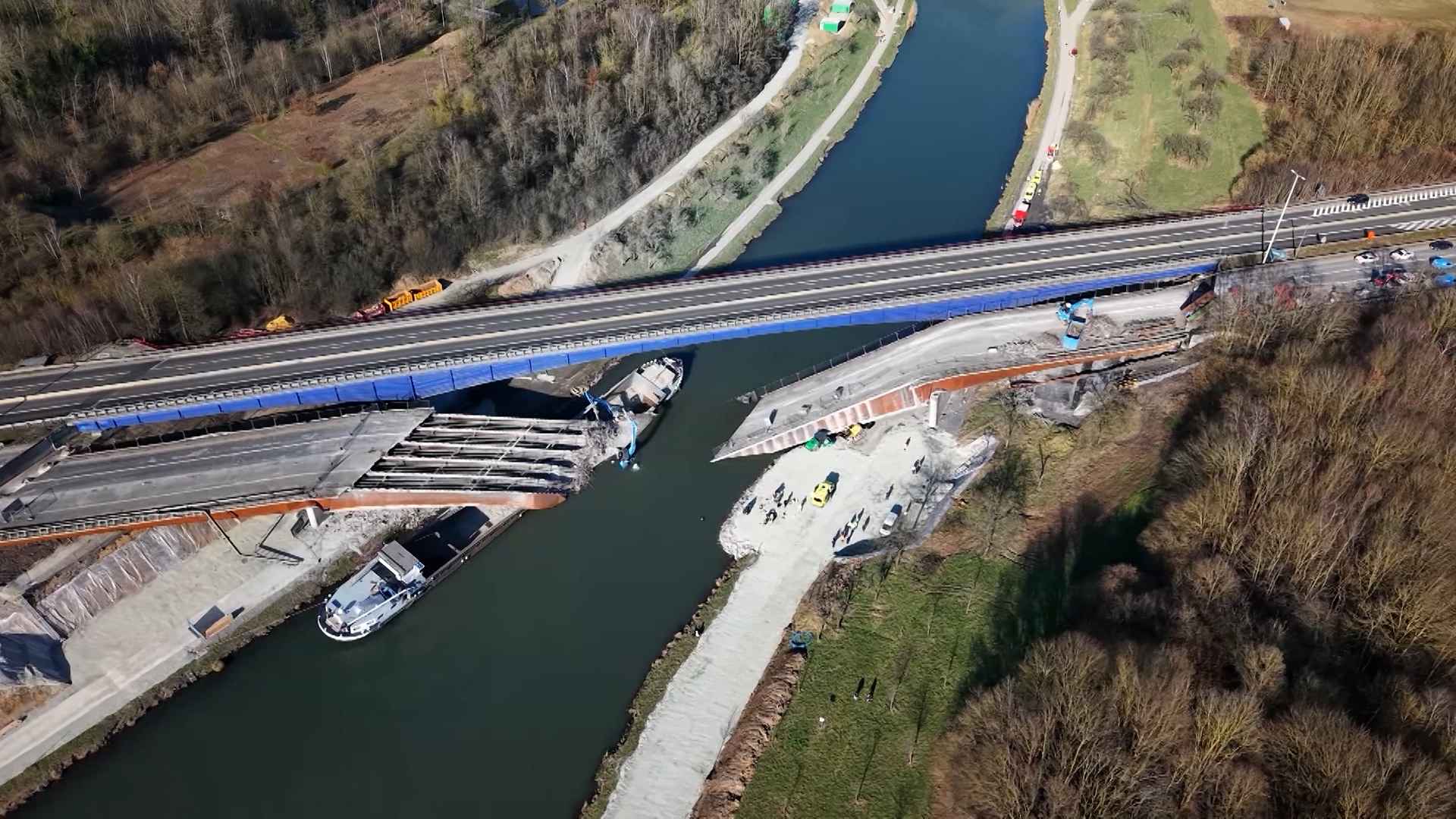 Houdeng : travaux préparatoires en cours avant la reprise de la démolition du pont