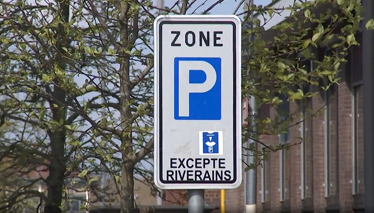 La Louvière : la scan-car va reprendre le contrôle du stationnement en voirie