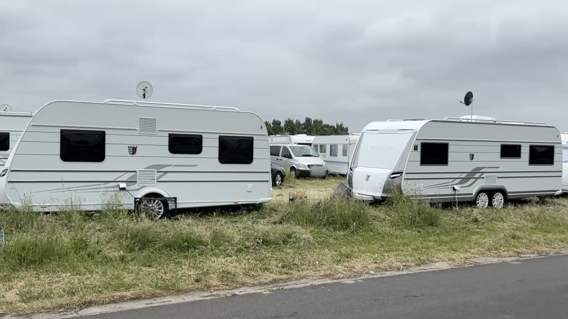 La Louvière : la justice ordonne le départ des gens du voyage