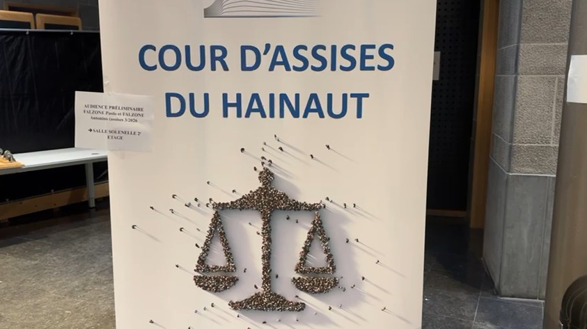 Direct : audience préliminaire du procès Falzone