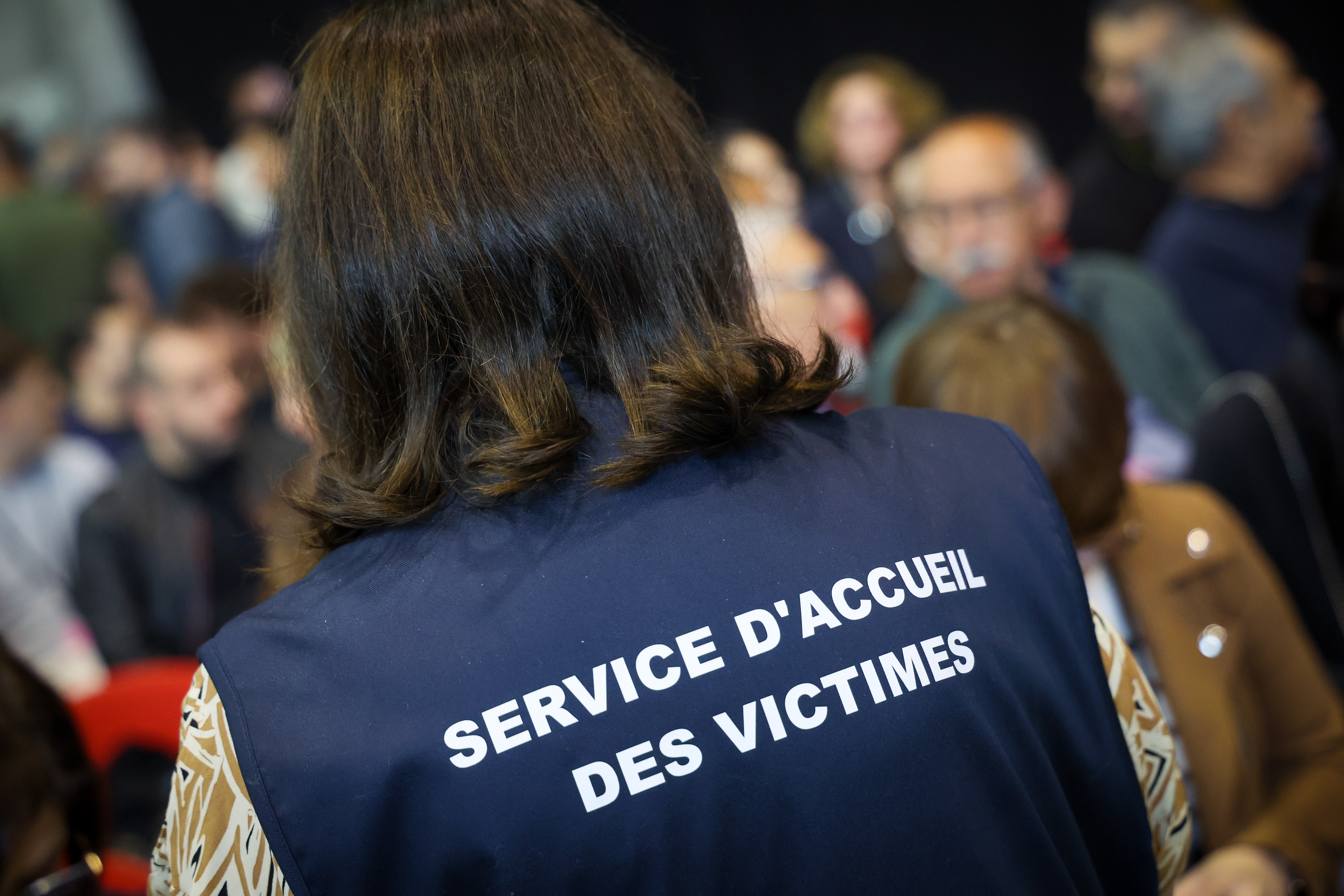 Procès Falzone : " Je l’ai tenue deux heures dans mes bras ", le témoignage poignant du compagnon de Laure Gara