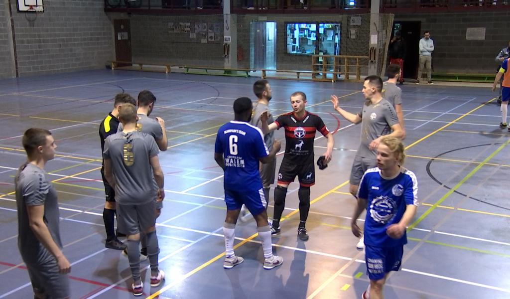 Futsal : L'AG Junior La Louvière à un point du titre (1-3)