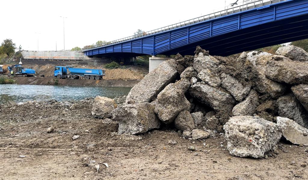 Houdeng: début du chantier de reconstruction pour le pont de la E42