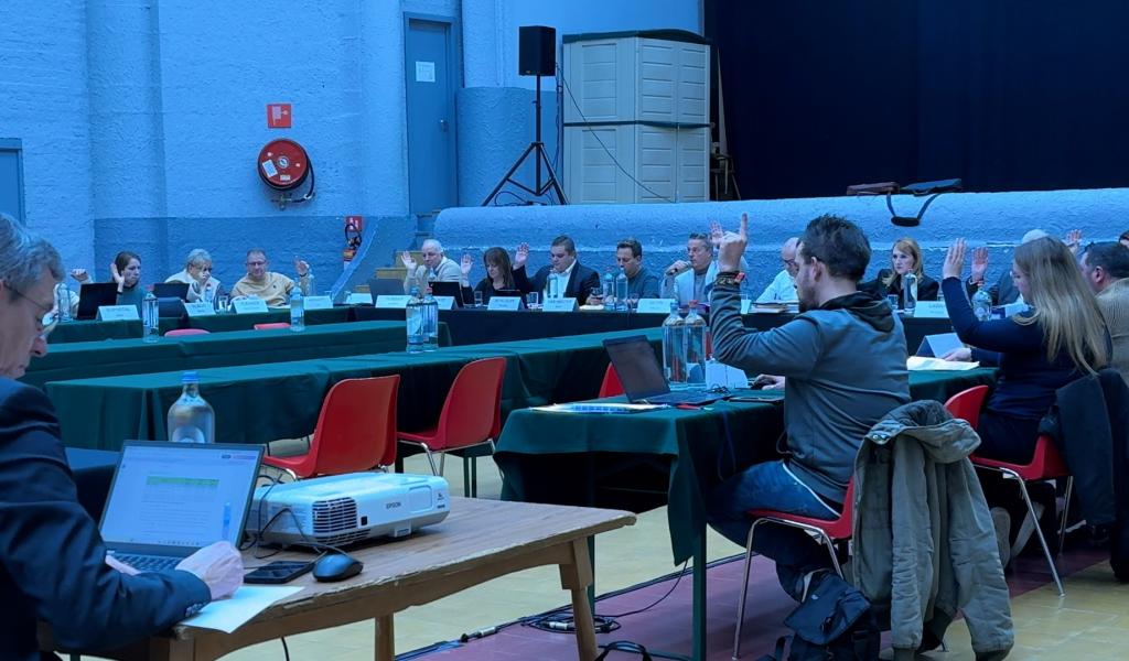 BINCHE: un budget à l'équilibre et une augmentation de la taxe Hygea