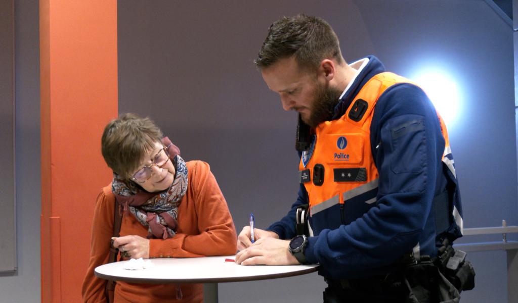 La Louvière: la police de proximité en tournée dans ses quartiers