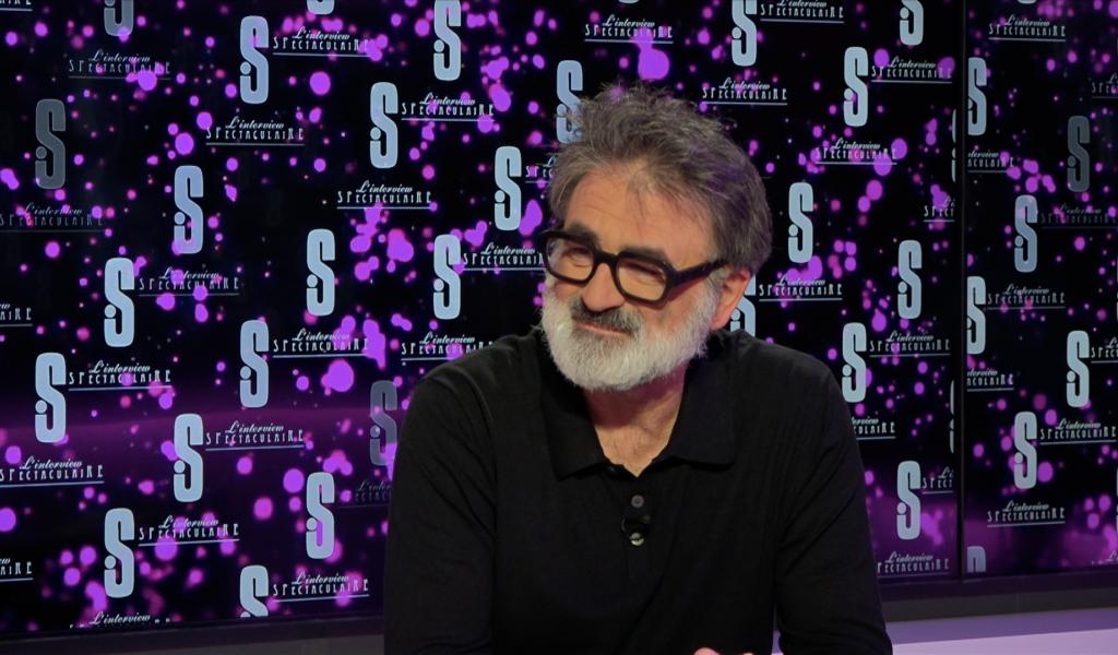 L'INTERVIEW SPECTACULAIRE