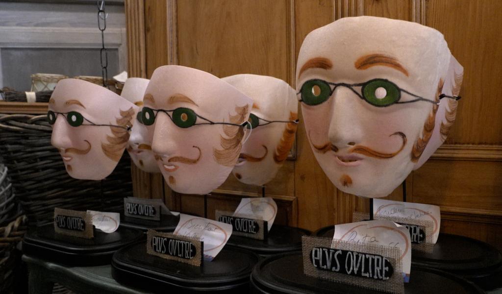 Binche: créations artisanales pour le carnaval