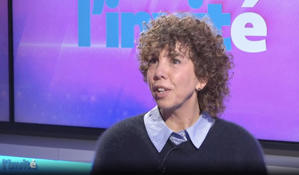 L'INVITE - Caroline Decamps