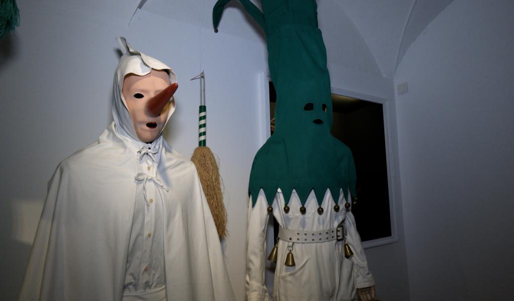 Binche : le Mumask célèbre les fêtes populaires de Belgique