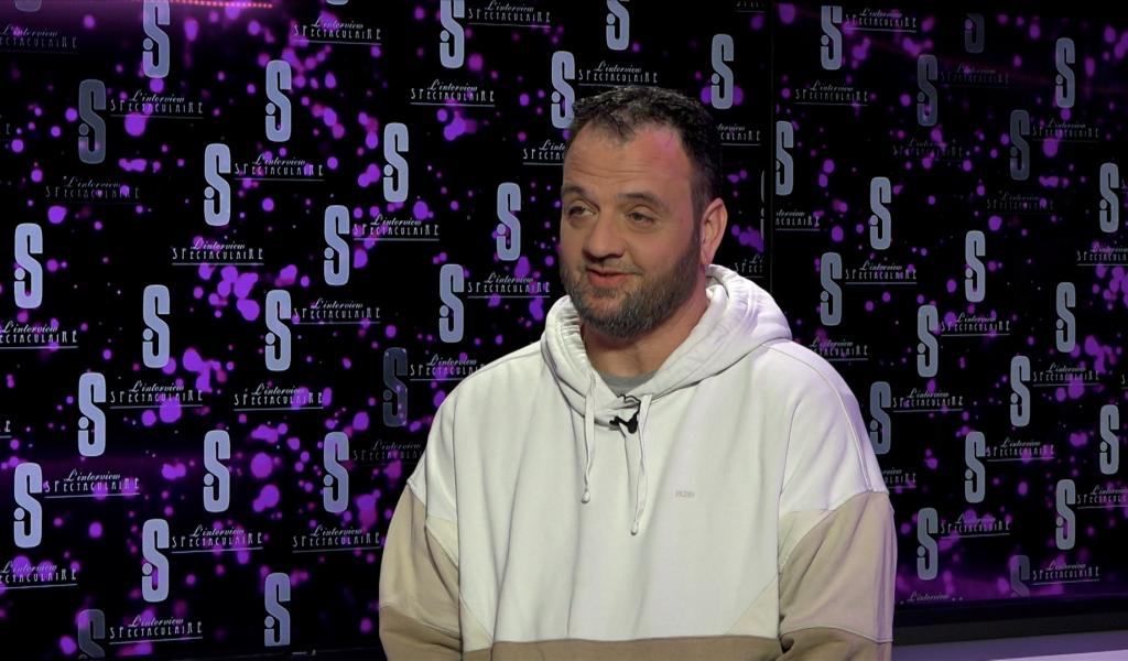 L'INTERVIEW SPECTACULAIRE