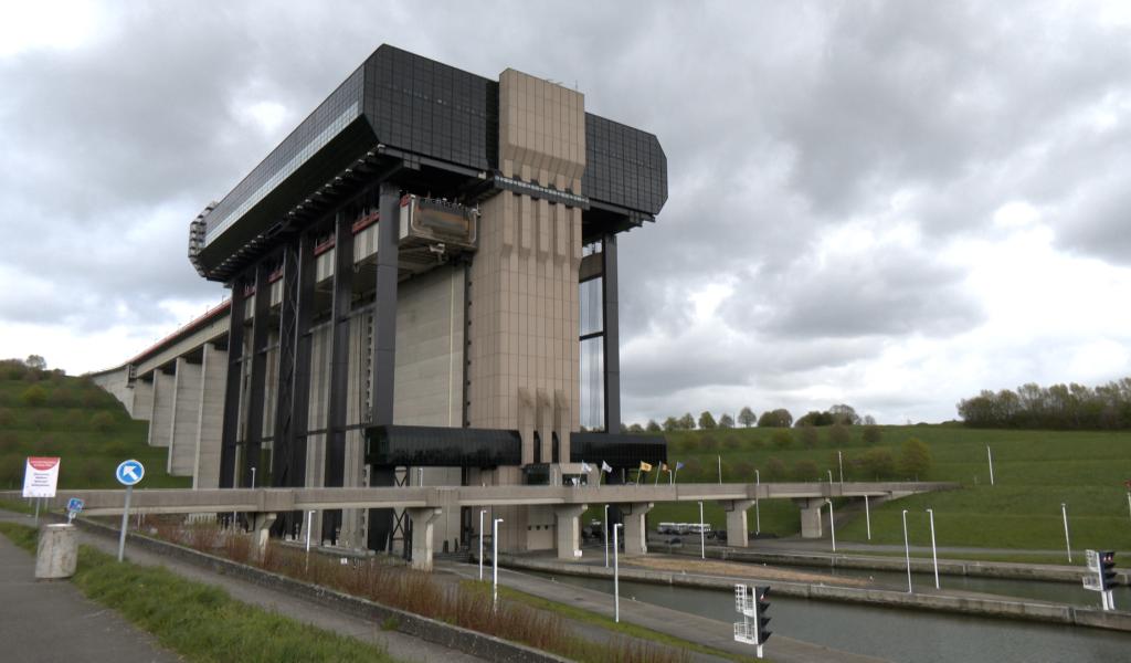 Voies d'eau du Hainaut : l'avenir du personnel non repris incertain