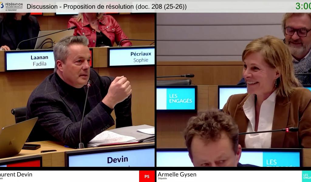 Médias de proximité: séance mouvementée sur le projet de réforme