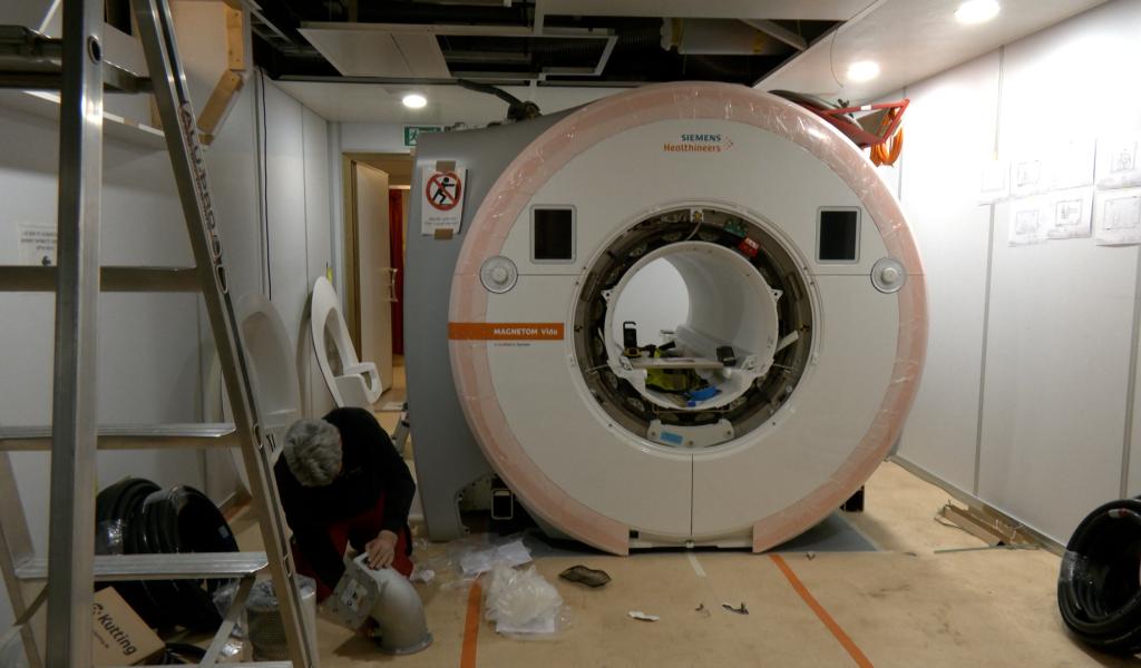 Jolimont : le CHU Helora se dote d'une IRM 3 Tesla