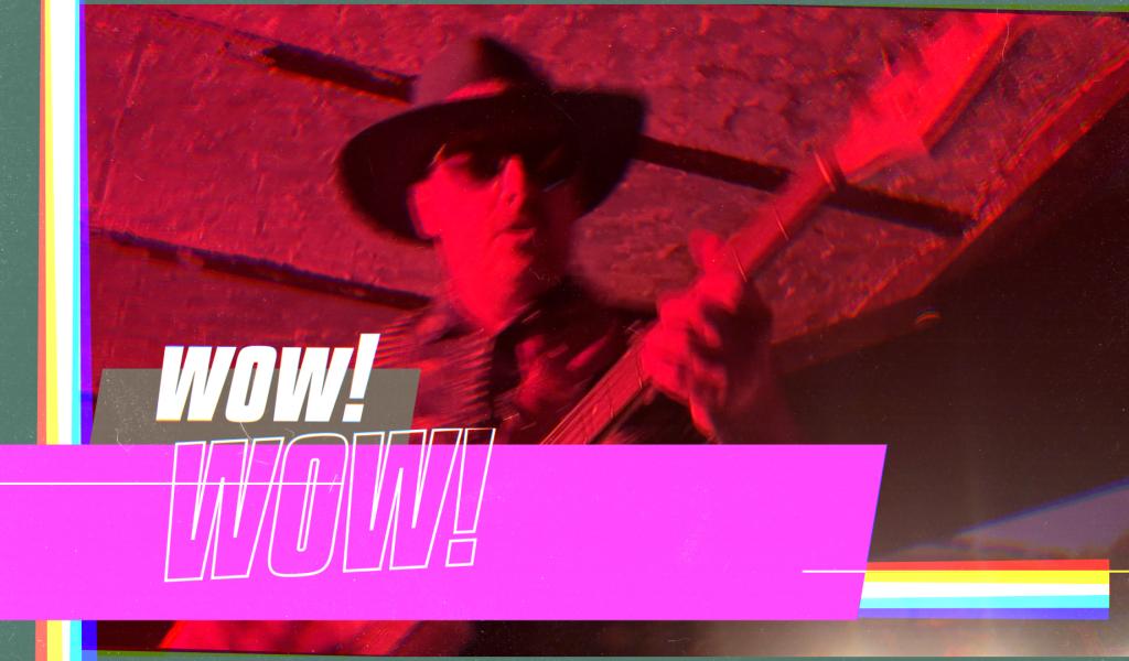WOW ! Le nouveau projet funk de Loris Tils. Sortie imminente.