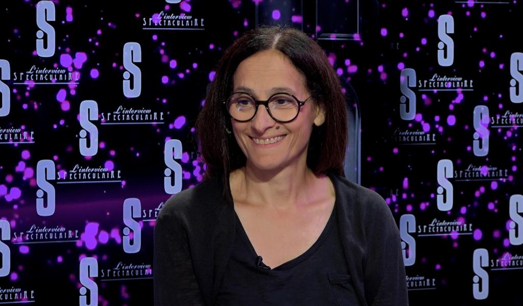 L'INTERVIEW SPECTACULAIRE