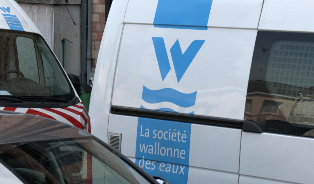 Morlanwelz : distribution d'eau après la rupture d'une canalisation