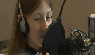 Morlanwelz: studios radio et télé à  l école de l Enfant-Jésus 