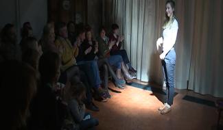 Soignies : Adèle s'invite chez l'habitant.