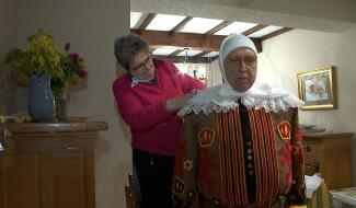 Binche: ramassage du Mardi gras et 60 ans de carnaval