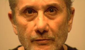 Portrait : Angelo Bison, un comédien de scène révélé par la télévision