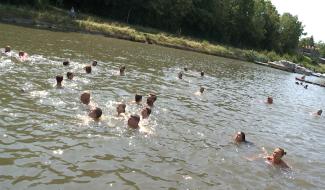 Seneffe: on se jette à l eau pour le Big Jump