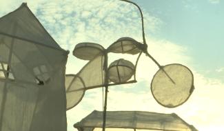 Décrocher la Lune :au coeur de la première répétition de la parade lumineuse