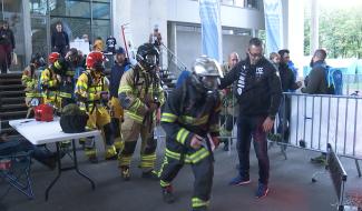 Ronquières : les firemen à l'assaut de la tour du plan incliné