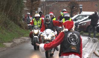 Braine-le-Comte: des Pères Noël en moto