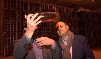Haulchin : visite de Willy Borsus au vignoble des Agaises, les bulles l'emporteront