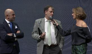 Bruxelles: remise du prix Manager de l Année de Trends Tendance 