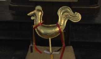 Estinnes-au-Val : un coq restauré, mais pas encore sur son clocher