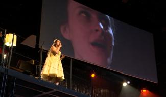 Théâtre : la mise en scène magistrale de Sylvia à La Louvière