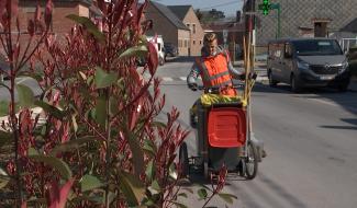 Horrues : le retour des éco-cantonniers à bicyclette