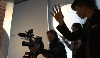 La télévision japonaise tourne un documentaire sur Royal Boch et son musée Keramis