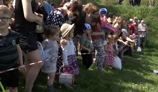 Marche-lez-Ecaussinnes : chasse à l'oeuf