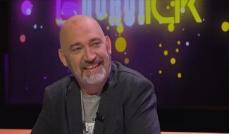 Dominique Watrin et sa voisine Fernande sur scène