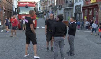Binche : Dans les coulisses du montage du village départ