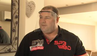 Saint-Vaast: Fabrication bénévole de visières de protection  