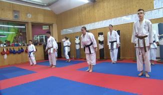 Des champions bien préparés au Karaté Club Carnières