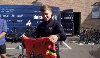 Sport : un maillot signé Evenepoel pour Tous à bord