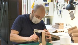 Braine le Comte : à la rencontre d’un artisan-relieur