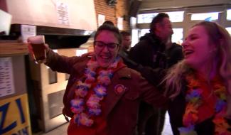 Binche : la foule à l'heure de l'apéro