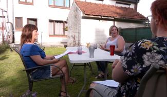 Estinnes : des parents d'anciens élèves témoignent