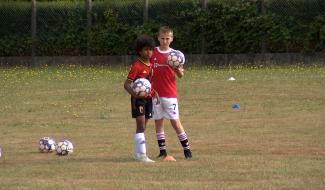 Soignies : la passion du football au stage DM
