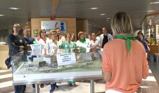 La Louvière: les blouses blanches voient noir.