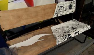 Binche : la Maison des Jeunes inaugure un banc à papote